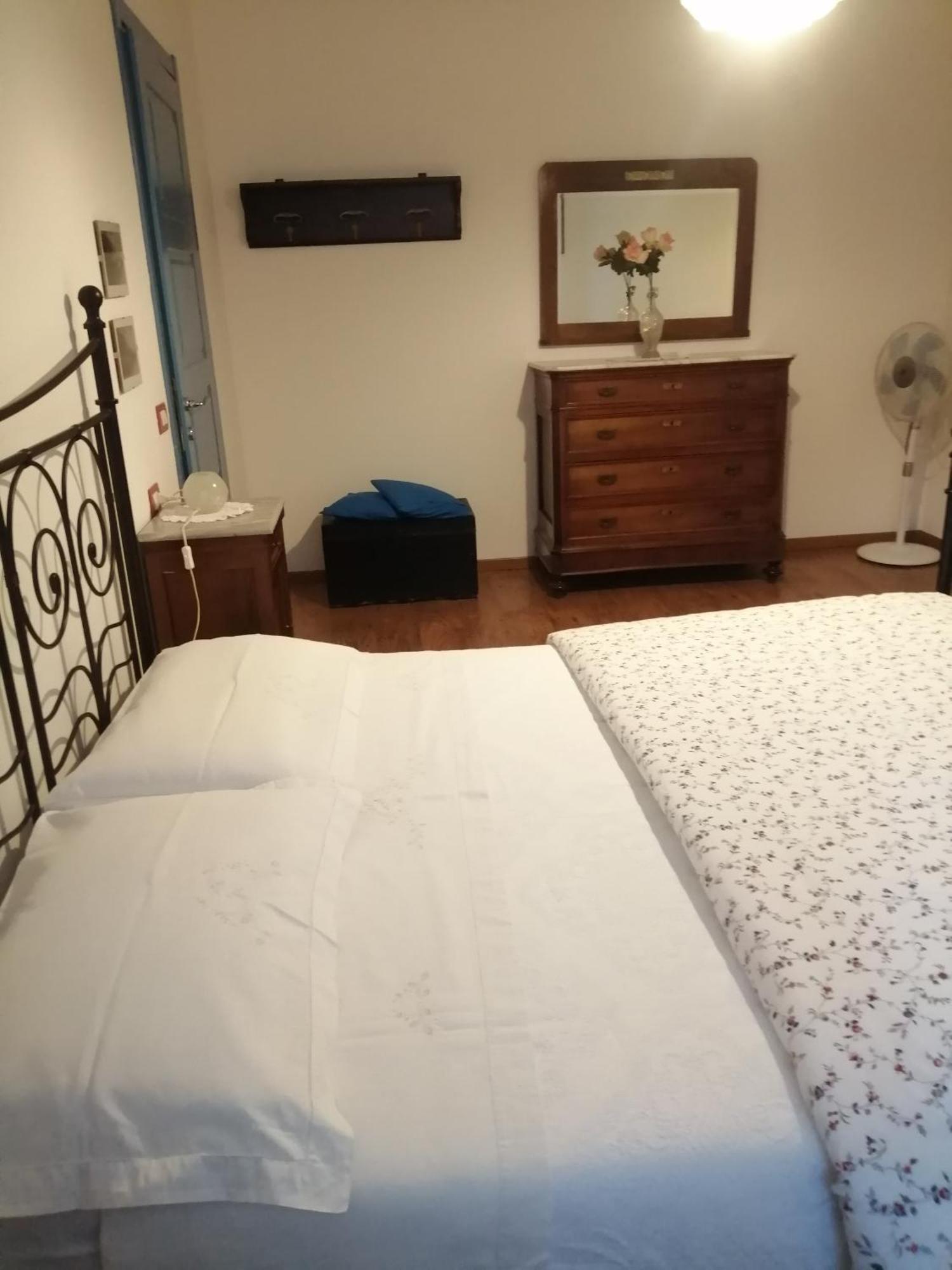B&B Leon D'Oro Pusiano Bagian luar foto