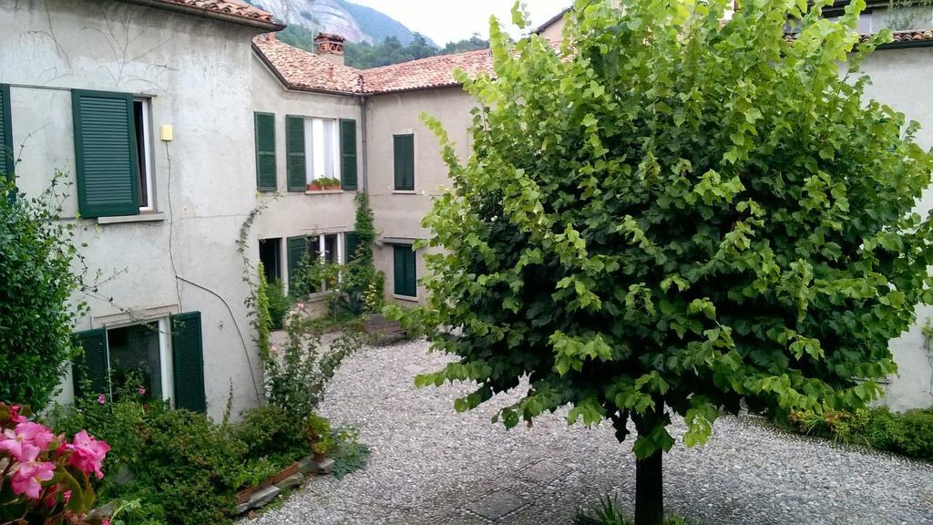 B&B Leon D'Oro Pusiano Bagian luar foto